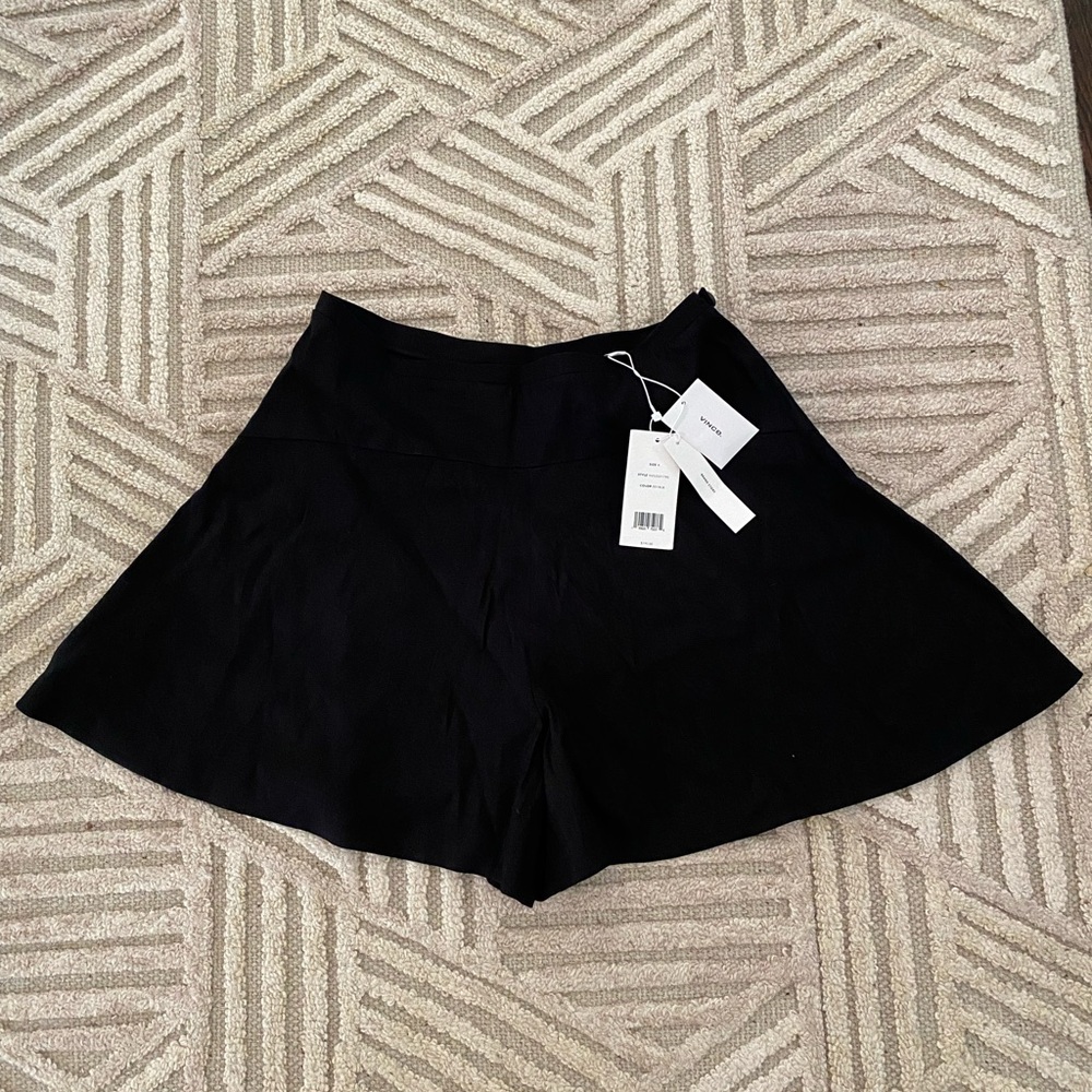Vince Black Linen Shorts with Tags